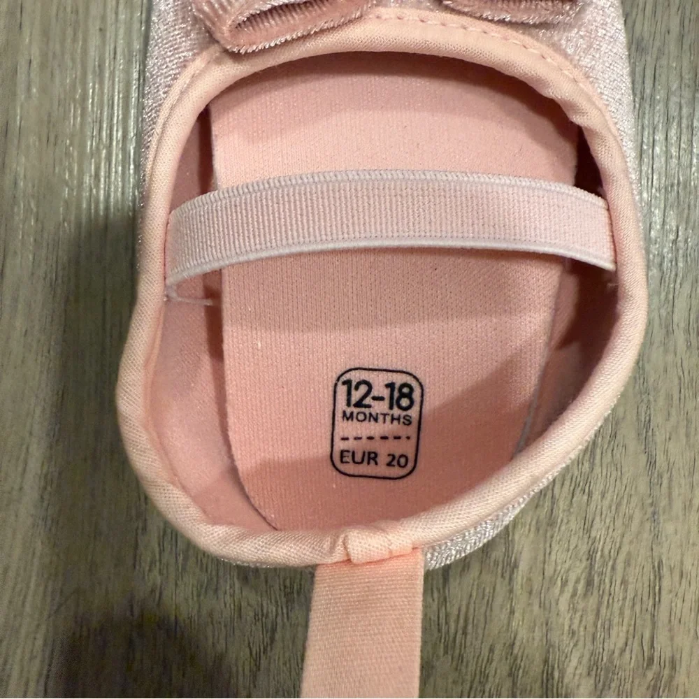 Pink Velvet Baby Shoes Size 12-18 months